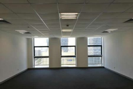 (出租) 高新区,恒大中心107平纯写字楼,环境好,配套齐全